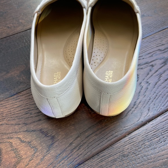 Women’s Michael Kors Loafers Size 10 excellent condition - Picture 6 of 6